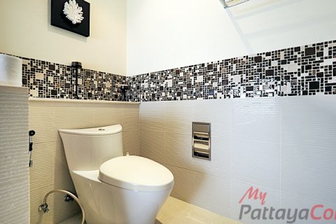 Condominio de 2 dormitorios en Sattahip, Tailandia № 32558 - foto 8