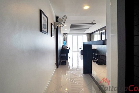 Condominio de 2 dormitorios en Sattahip, Tailandia № 32558 - foto 13