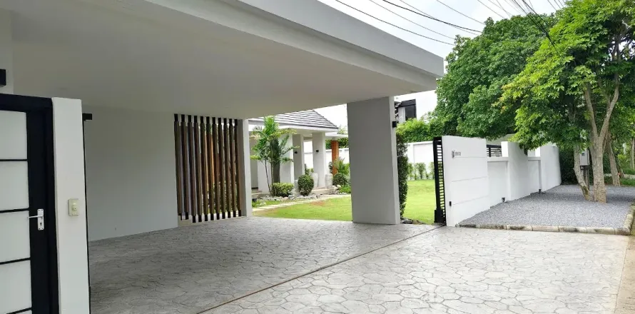 Chalet de 4 dormitorios en Chiang Mai, Tailandia № 162779