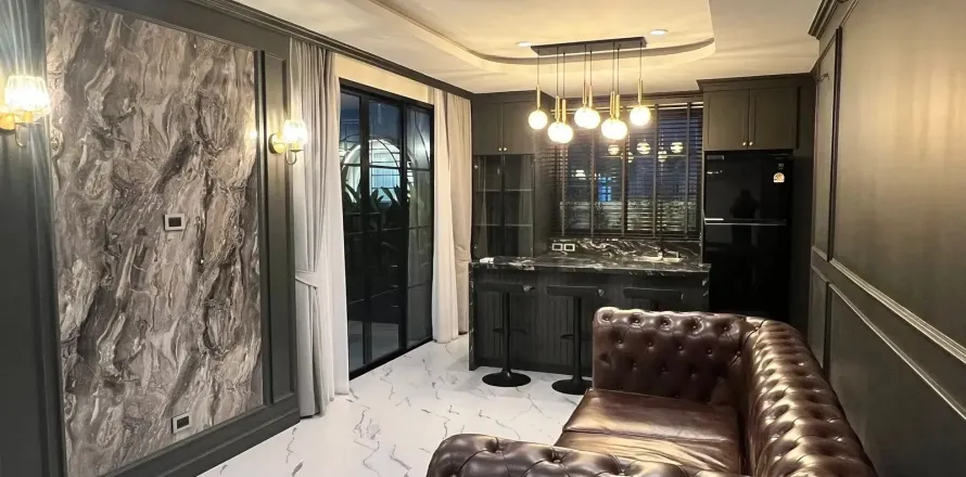 Chalet de 5 dormitorios en Chiang Mai, Tailandia № 162782