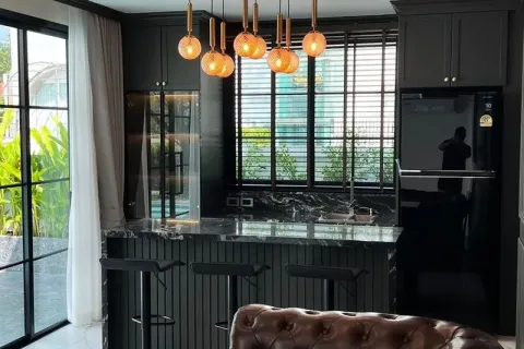 Chalet de 5 dormitorios en Chiang Mai, Tailandia № 162782 - foto 5