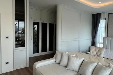 Chalet de 5 dormitorios en Chiang Mai, Tailandia № 162782 - foto 8