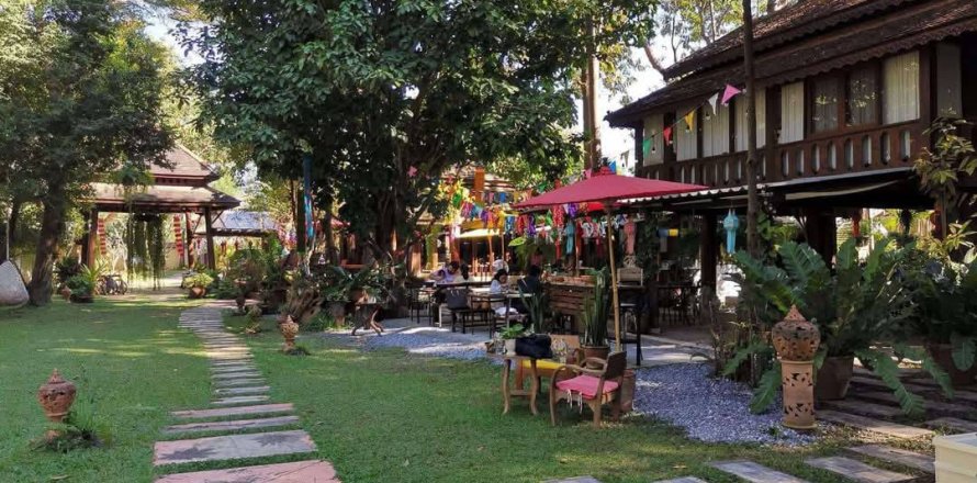 Local comercial 600 m2 en Chiang Mai, Tailandia № 162781