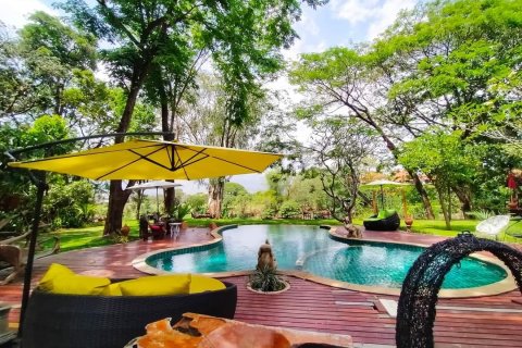 Local comercial 600 m2 en Chiang Mai, Tailandia № 162781 - foto 4