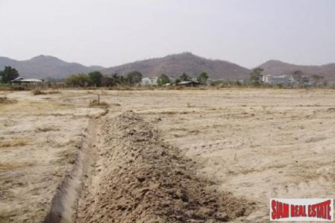 Terreno 3448 m2 en Hua Hin, Tailandia № 202496 - foto 3