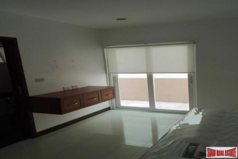 Chalet de 2 dormitorios en Jomtien Beach, Pattaya, Tailandia № 202495 - foto 4