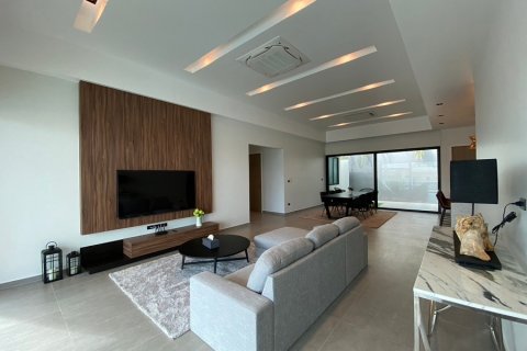 Chalet de 3 dormitorios en Hua Hin, Tailandia № 168393 - foto 6