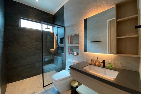 Chalet de 3 dormitorios en Hua Hin, Tailandia № 168393 - foto 20