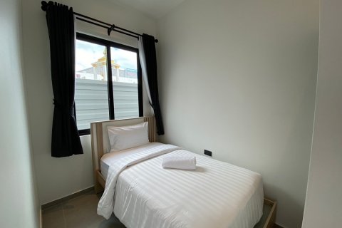 Chalet de 3 dormitorios en Hua Hin, Tailandia № 168393 - foto 18