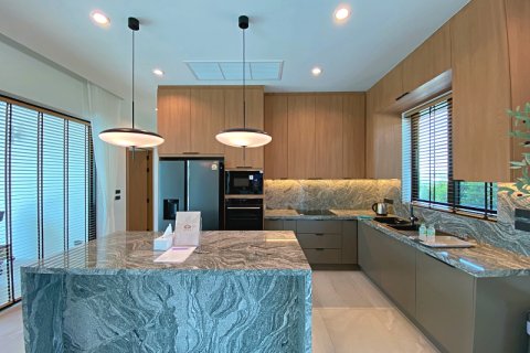 Chalet de 3 dormitorios en Hua Hin, Tailandia № 168361 - foto 15