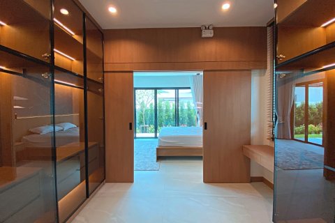 Chalet de 3 dormitorios en Hua Hin, Tailandia № 168361 - foto 21