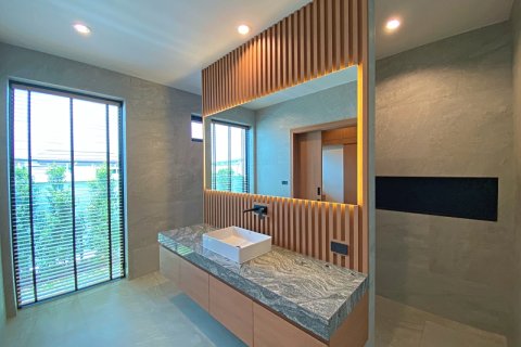 Chalet de 3 dormitorios en Hua Hin, Tailandia № 168361 - foto 24