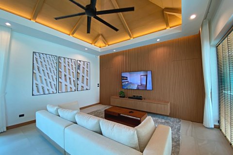 Chalet de 3 dormitorios en Hua Hin, Tailandia № 168361 - foto 12