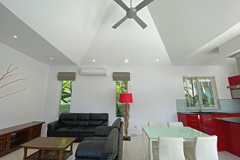 Chalet de 3 dormitorios en Hua Hin, Tailandia № 168395 - foto 12