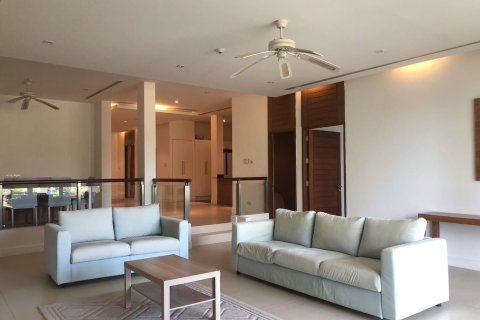 Condominio de 3 dormitorios en Phuket, Tailandia № 156891 - foto 3