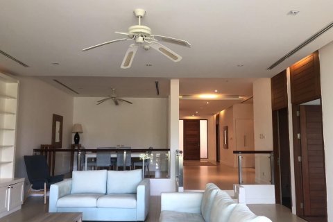 Condominio de 3 dormitorios en Phuket, Tailandia № 156891 - foto 10