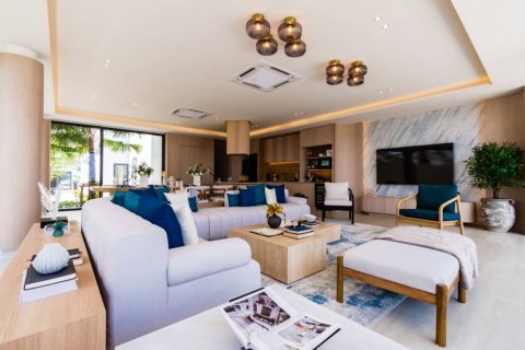 Chalet de 5 dormitorios en Cha-am, Tailandia № 114011 - foto 2