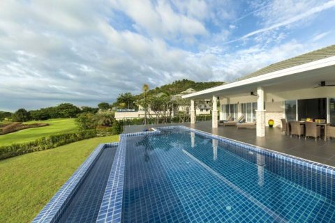 Chalet de 3 dormitorios en Hua Hin, Tailandia № 114009