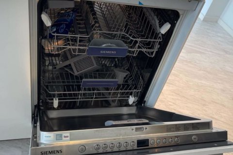 ЖК Four Seasons Private Residences в Бангкоке, Таиланд № 9378 - фото 9