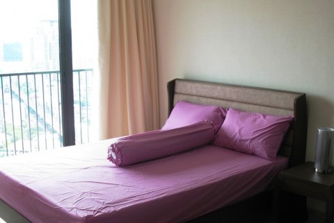 Condo in Bangkok, Thailand, 3 bedrooms  № 115318 - photo 5
