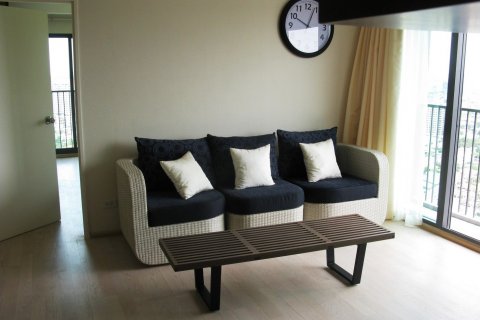 Condo in Bangkok, Thailand, 3 bedrooms  № 115318 - photo 4