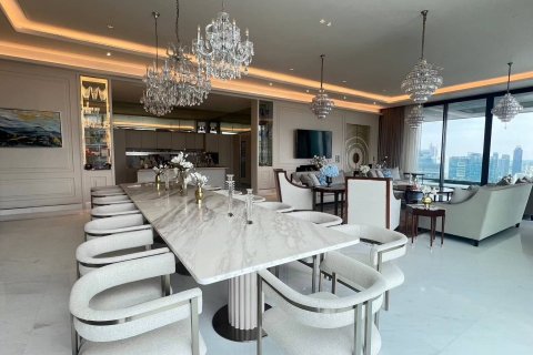 Penthouse in Bangkok, Thailand 4 Schlafzimmer № 181149 - Foto 4
