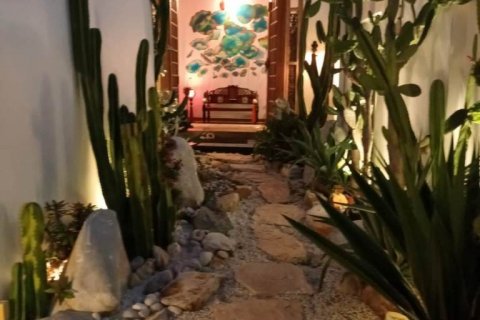 Casa de 3 dormitorios en Hua Hin, Tailandia № 65477 - foto 16