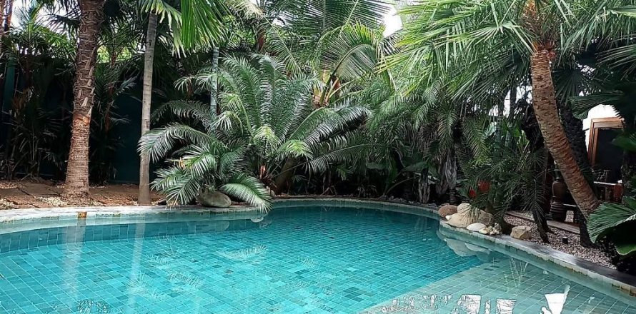 Casa de 3 dormitorios en Hua Hin, Tailandia № 65477