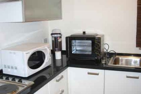 Condominio de 2 dormitorios en Bangkok, Tailandia № 143554 - foto 10