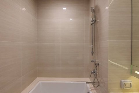 Condominio de 1 dormitorio en Bangkok, Tailandia № 143557 - foto 5