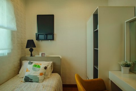 Casa de 4 dormitorios en Bang Lamung, Tailandia № 205373 - foto 13