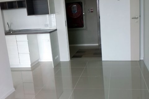 Condominio de 1 dormitorio en Jomtien Beach, Pattaya, Tailandia № 204475 - foto 5