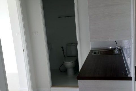 Condominio de 1 dormitorio en Jomtien Beach, Pattaya, Tailandia № 204475 - foto 2