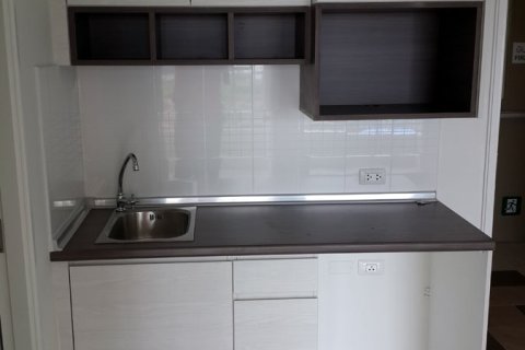 Condominio de 1 dormitorio en Jomtien Beach, Pattaya, Tailandia № 204475 - foto 4