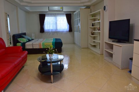 Estudio en el condominio en Pattaya, Tailandia № 204480 - foto 2