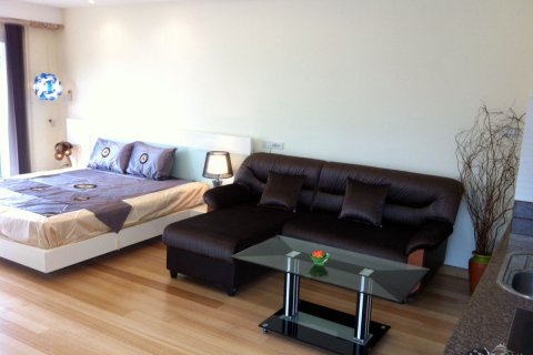 Estudio en el condominio en Pattaya, Tailandia № 204476 - foto 3