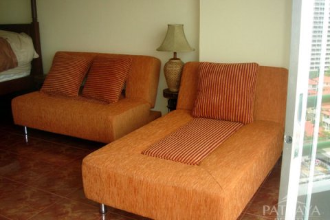 Studio dans le Condo sur Jomtien Beach, Pattaya, Thaïlande  № 204486