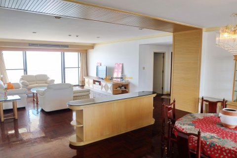Estudio en el condominio en Jomtien Beach, Pattaya, Tailandia № 26311 - foto 16