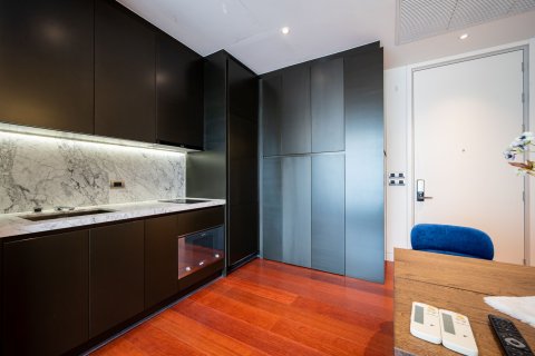 Estudio en el condominio en Watthana, Bangkok, Tailandia № 141420 - foto 12