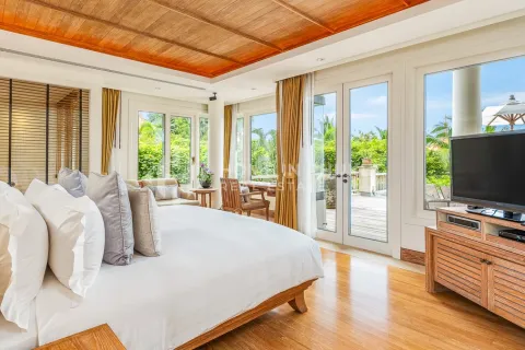 Casa de 3 dormitorios en Phuket, Tailandia № 205912 - foto 7