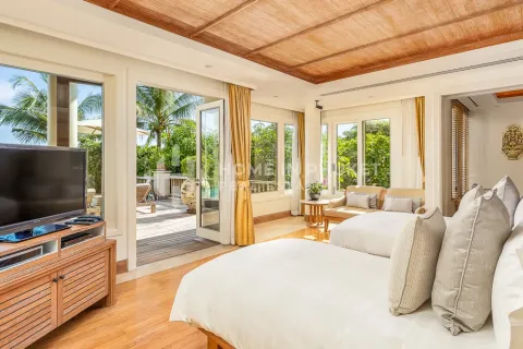 Casa de 3 dormitorios en Phuket, Tailandia № 205912 - foto 15