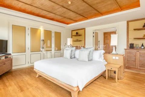 Casa de 3 dormitorios en Phuket, Tailandia № 205912 - foto 11