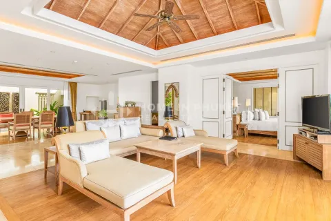 Casa de 3 dormitorios en Phuket, Tailandia № 205912 - foto 4