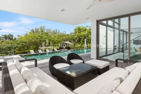 Condominio de 4 dormitorios en Phuket, Tailandia № 205913