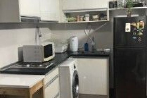 Studio in the Condo in Phra Khanong, Bangkok, Thailand № 148808 - photo 1