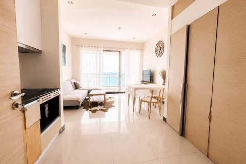 Apartamento de 2 habitaciones en Pattaya, Tailandia № 233913