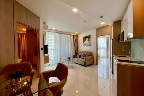 Apartamento de 2 dormitorios en Pattaya, Tailandia № 175556 - foto 5