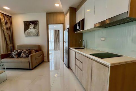 Apartamento de 2 dormitorios en Pattaya, Tailandia № 175556 - foto 6