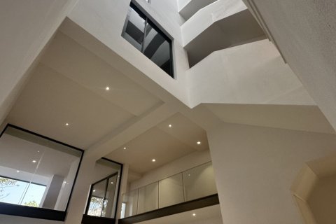 Reihenhaus in Phra Khanong, Bangkok, Thailand 5 Schlafzimmer № 175561 - Foto 4