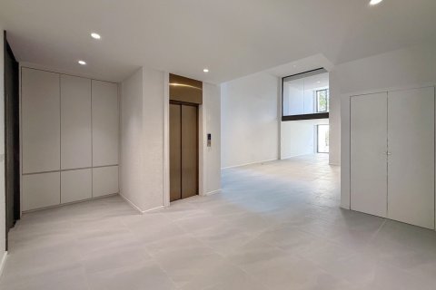 Reihenhaus in Phra Khanong, Bangkok, Thailand 5 Schlafzimmer № 175561 - Foto 5